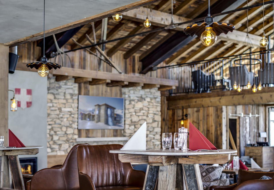 Le Refuge de Solaise, Val d'Isere (hotel) - On-site restaurant