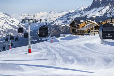 Le Refuge de Solaise, Val d'Isere (hotel) - Right on the slopes