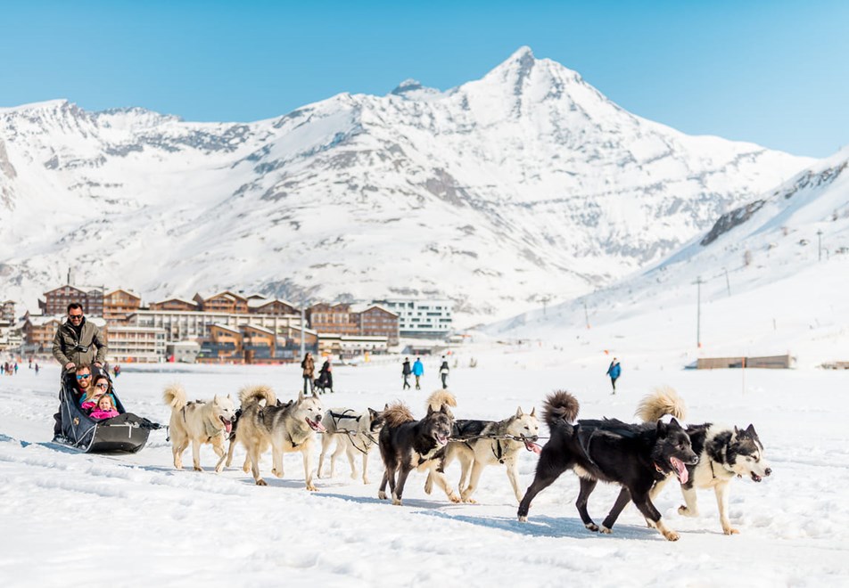 Tignes in Winter - Dog sledding (©AndyParant)