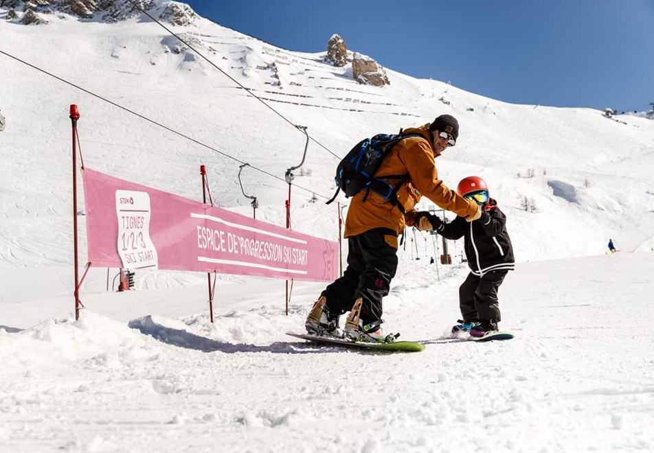 Tignes in Winter - Ski start progression zone (©STGM)