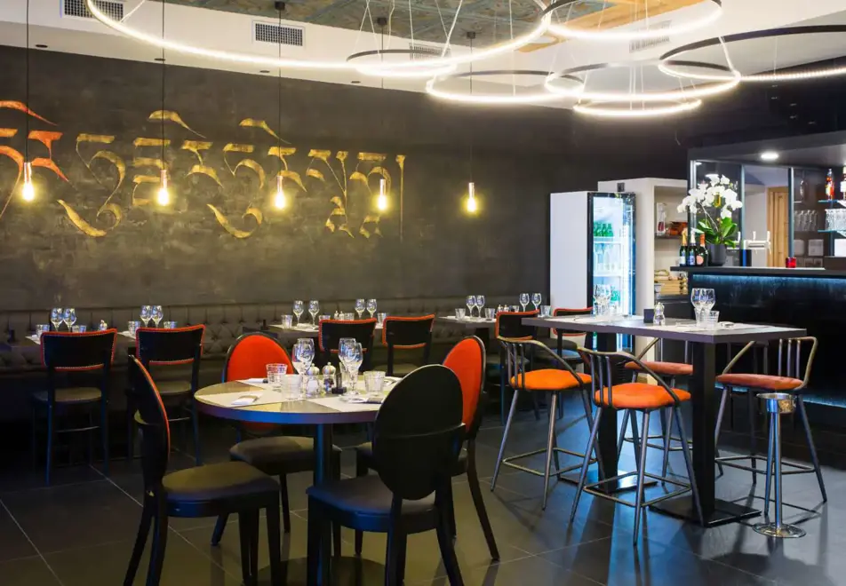 Taj I Mah, Arc 2000 (Hotel) - Atelier d'Eric Restaurant