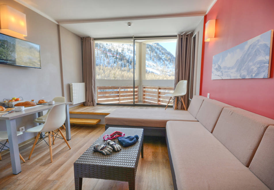 New Chastillon, Isola 2000 (self catered apartments) - Apartments