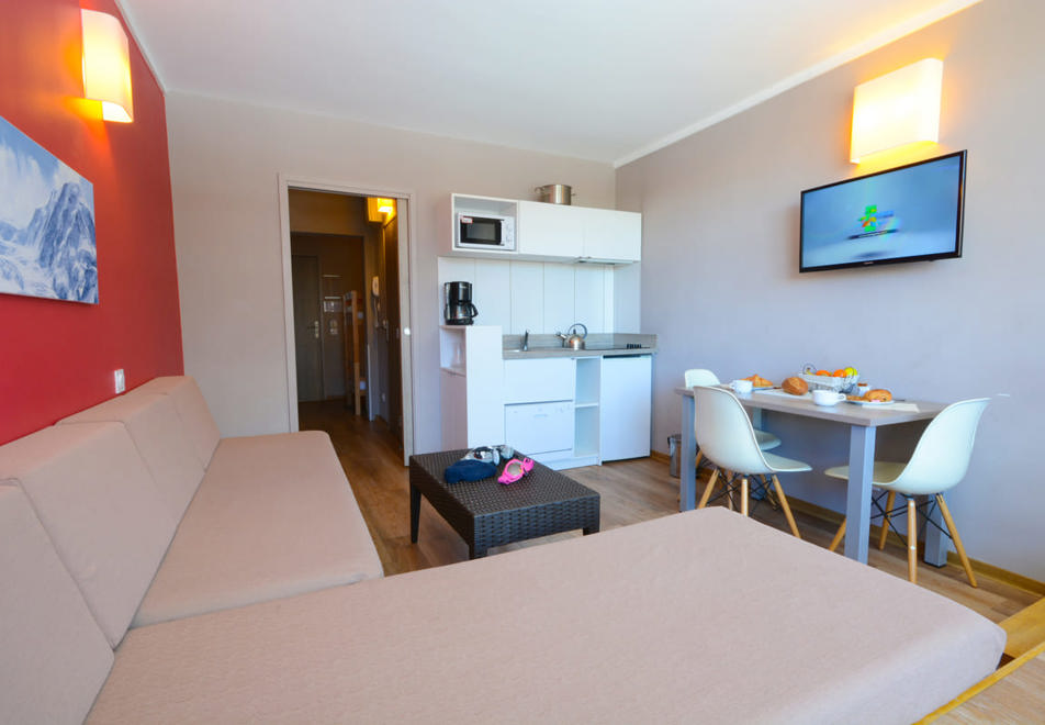 New Chastillon, Isola 2000 (self catered apartments) - Apartments