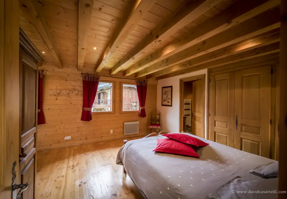 Chalet Arnica, Samoens (self catered chalet) - Bedroom