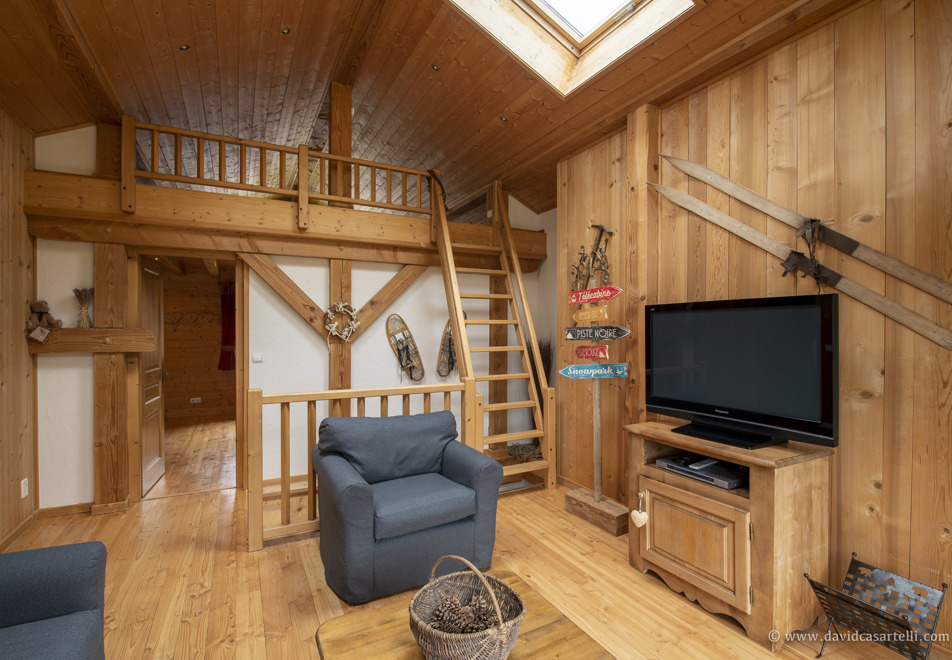 Chalet Arnica, Samoens (self catered chalet) - Mezzanine