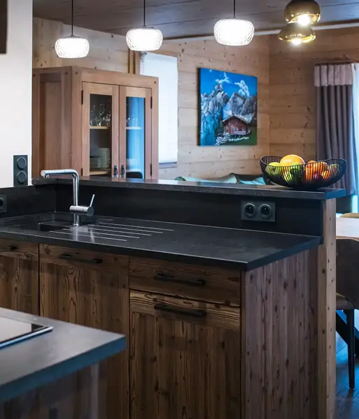 Le Beauregard (self catered chalet) - Kitchen/dining (©MatthieuCellard)