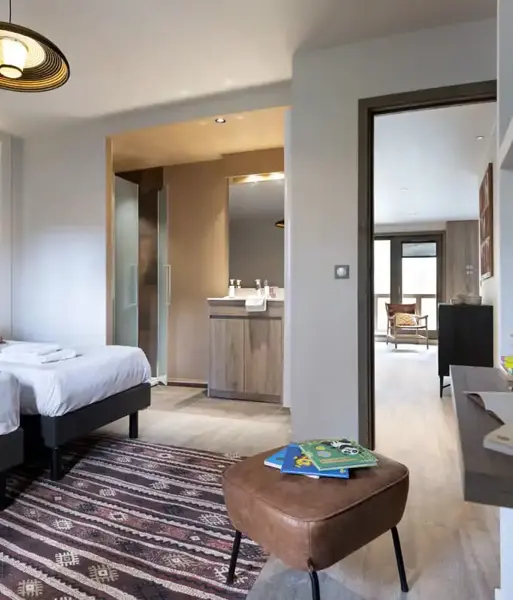 Ynycio, Tignes Val Claret (self catered apartments) - Typical apartment for 8 style (©Studio Bergeond)