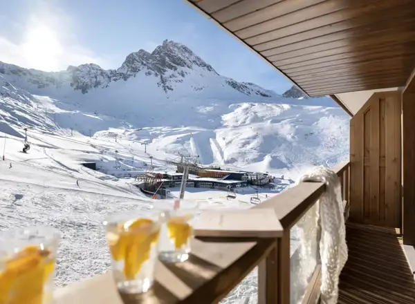 YNYCIO 4P6 PLUS (Studio Bergoend) (7)