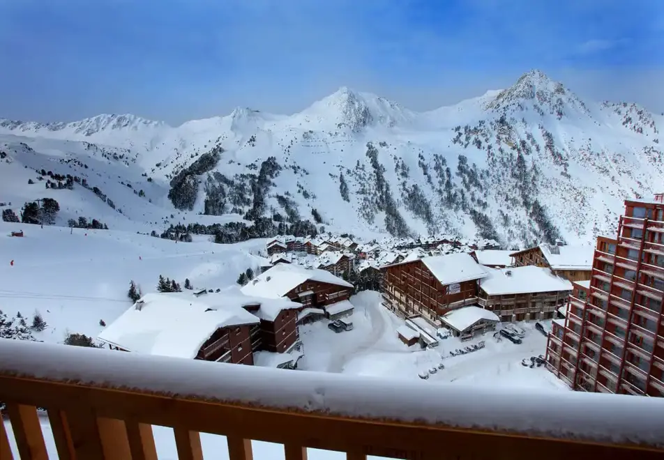 La Source des Arcs, Arcs 2000 (self catered apartments) - Foot of the slopes