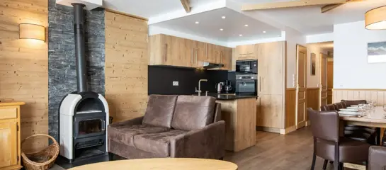 3 bedroom alcove apartment sleeping 8/10 (c.88m2):