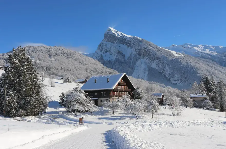 Samoens-Grand Massif-Criou Peak.webp