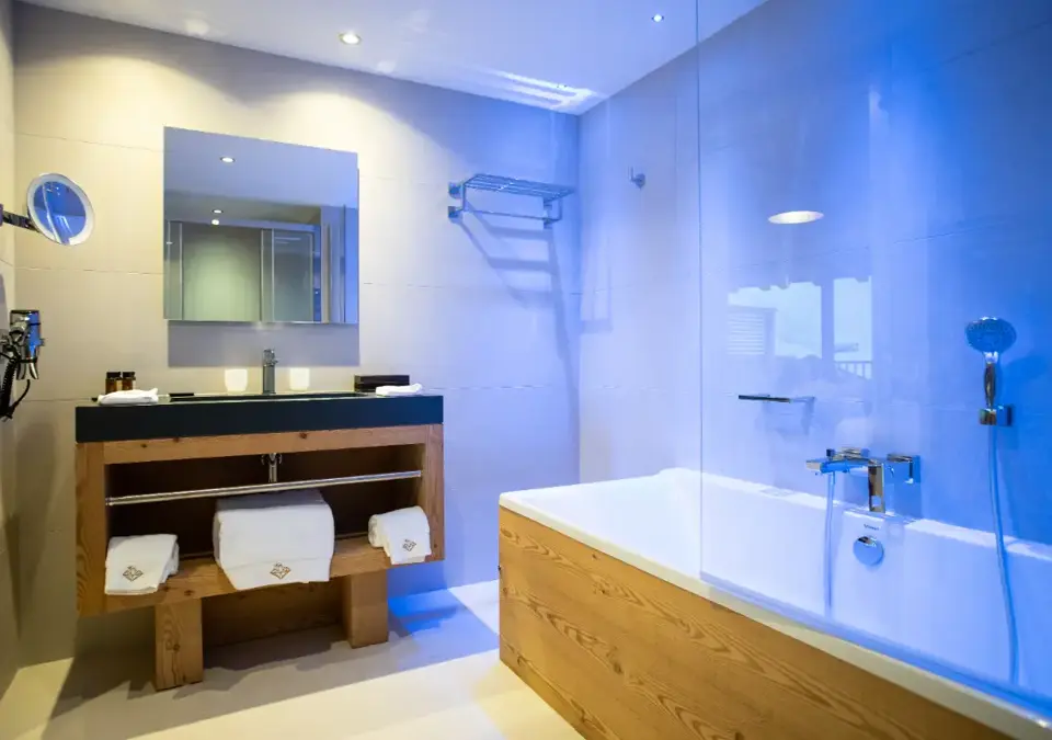 Daria-I Nor-Alpe d'Huez-Typical room styles (©Thierry Malty).webp