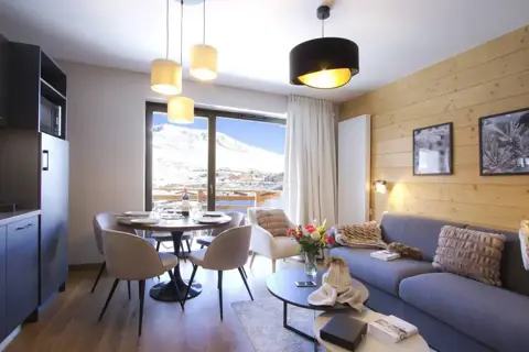 Eclose, Alpe d'Huez (self catered apartments) - Typical apartment style