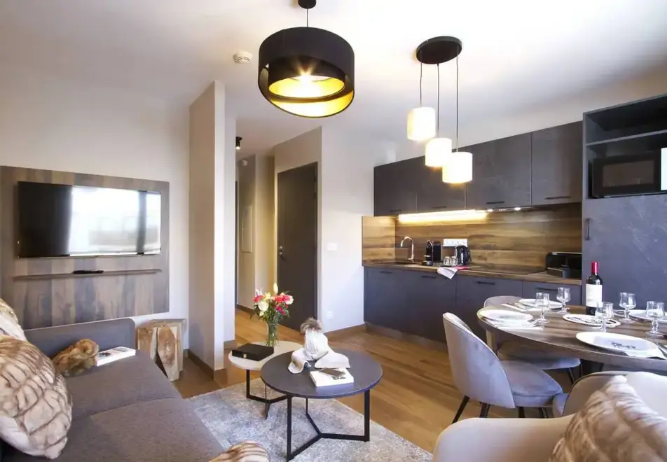 Eclose, Alpe d'Huez (self catered apartments) - Typical apartment style