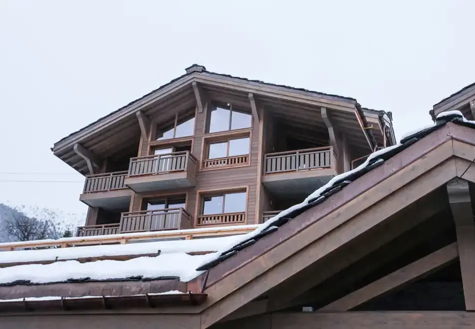 Aspen Lodge, Courchevel Moriond (self catered apartments)