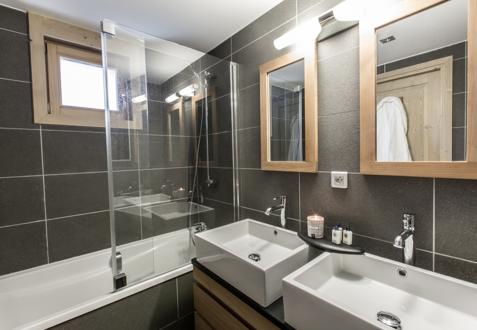 Aspen Lodge, Courchevel Moriond (self catered apartments) - Apartment B21