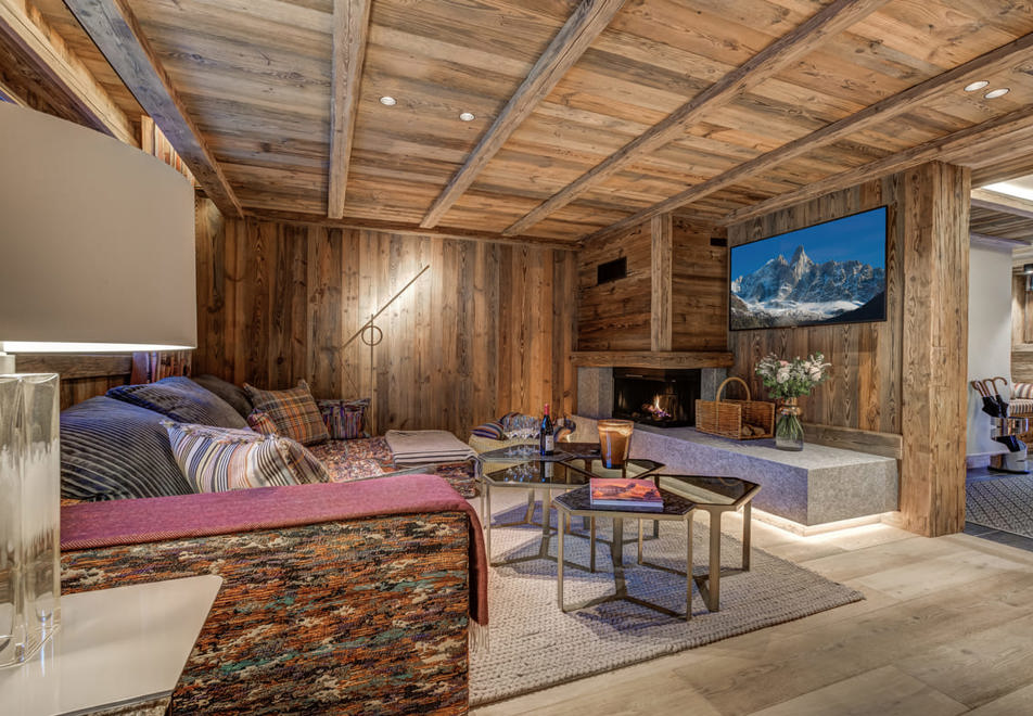 Chalet Aster (Armancette), St Nicolas de Veroce (self catered chalet) - Living area (©AdamJohnston)