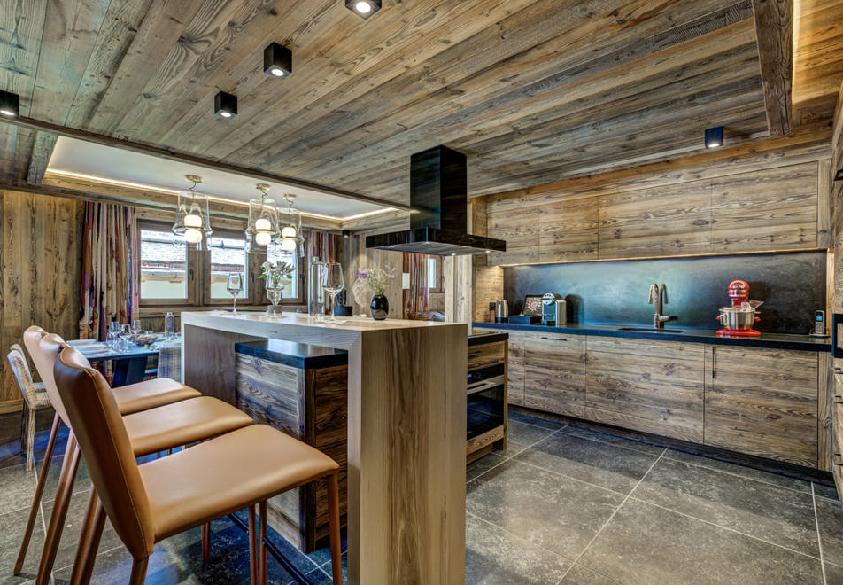 Chalet Aster (Armancette), St Nicolas de Veroce (self catered chalet) - Open plan kitchen diner