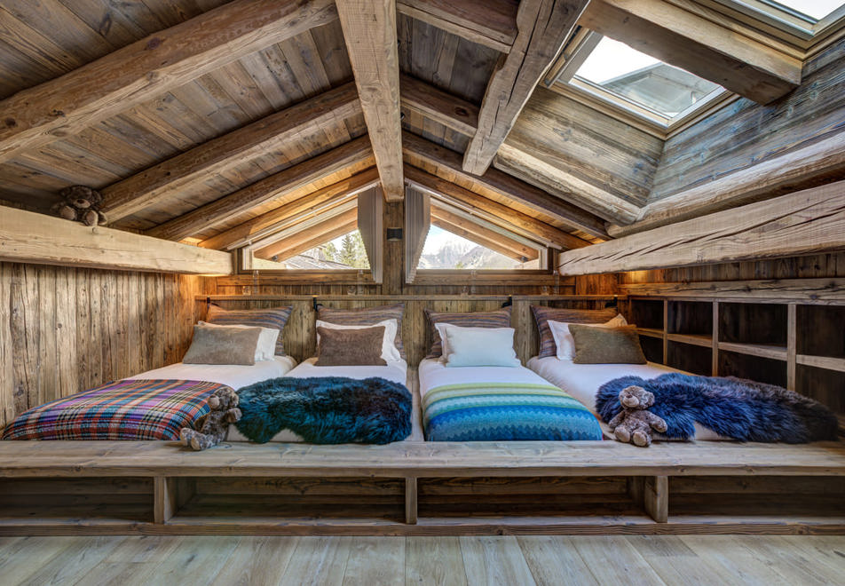 Chalet Aster (Armancette), St Nicolas de Veroce (self catered chalet) - Quad room (©AdamJohnstone)