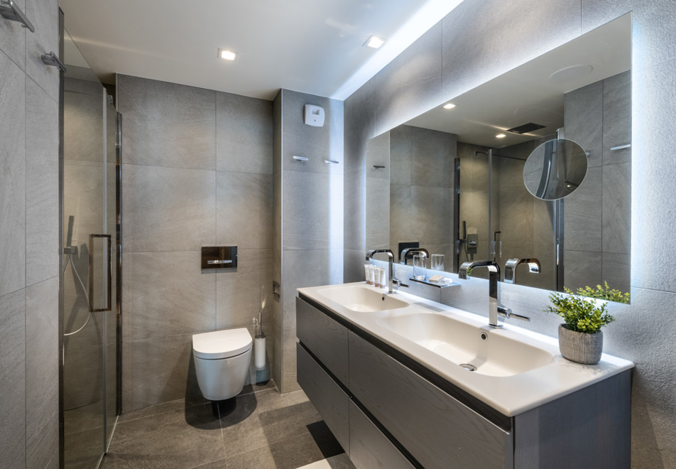 Vail Lodge, Val d'Isere (self catered apartments) - Apartment A32