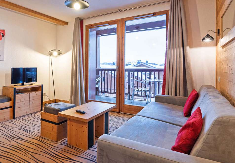 Les Chalets de Emeraude, Les Saisies (self catered apartments) - Typical apartment style