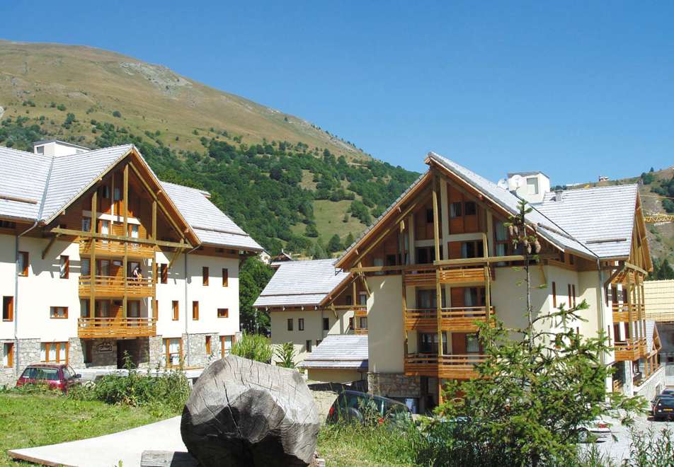 Les Chalets du Galibier, Valloire (self catered apartments)