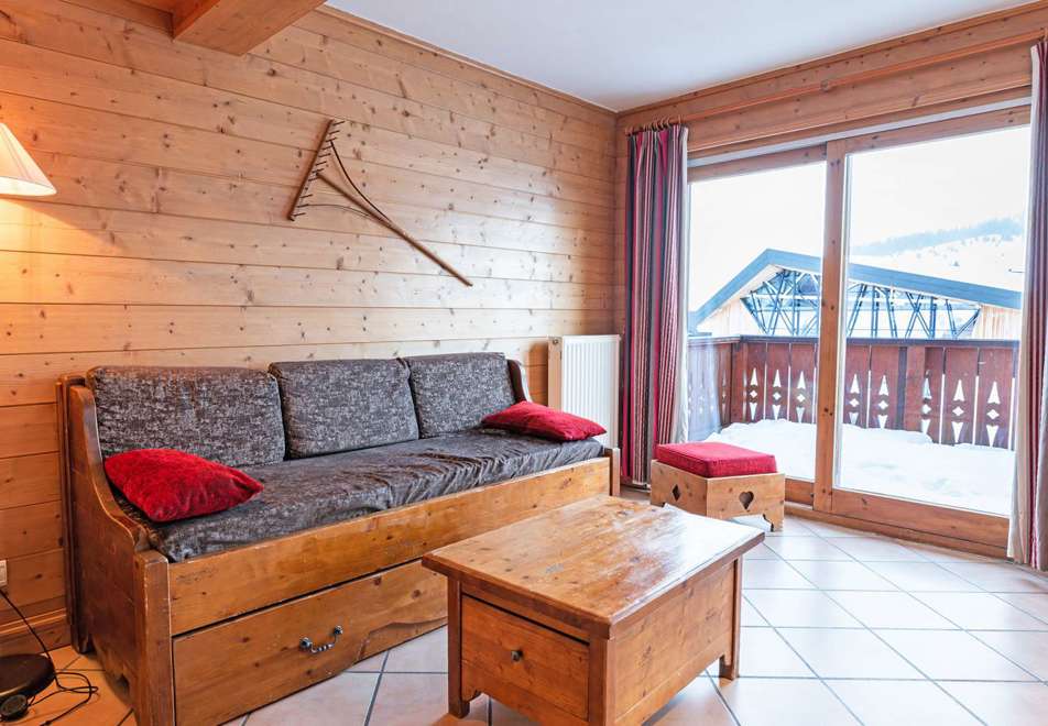 Le Village des Lapons, Les Saisies (self catered apartment) - Typical apartment style