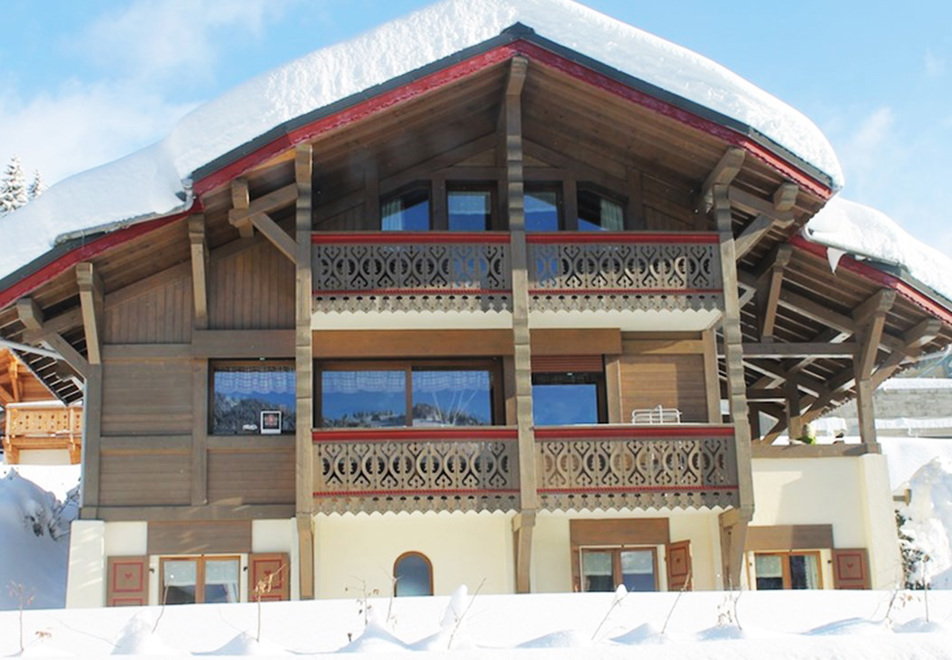 Delphine, Les Gets (self catered chalet)