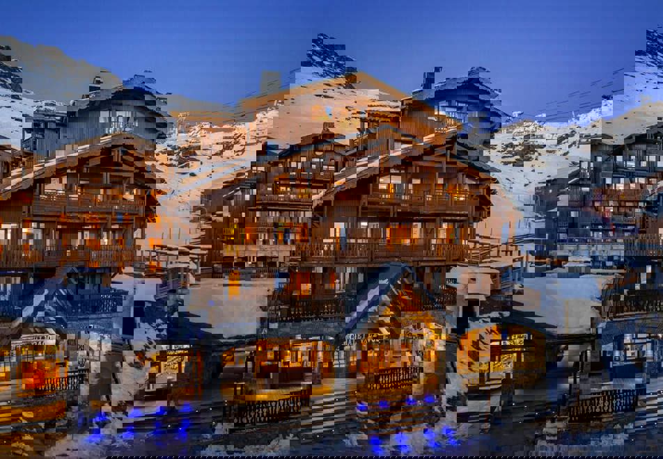 Chalet Val 2400, Val Thorens (self catered apartments)
