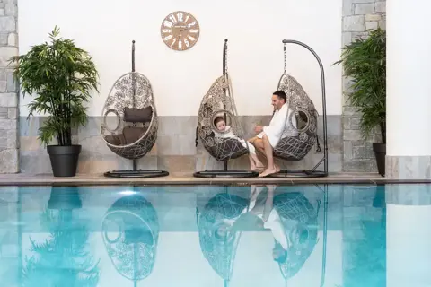 Lodge des Neiges, Tignes 1800 (self catered apartments) - Indoor pool