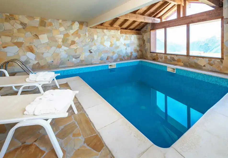 Le Refuge, La Rosiere (self catered apartments) - Indoor pool