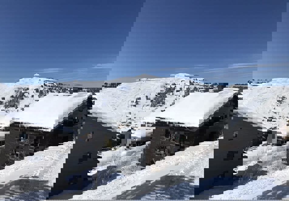 Chalet des Cimes, Les Saisies (self catered apartments)