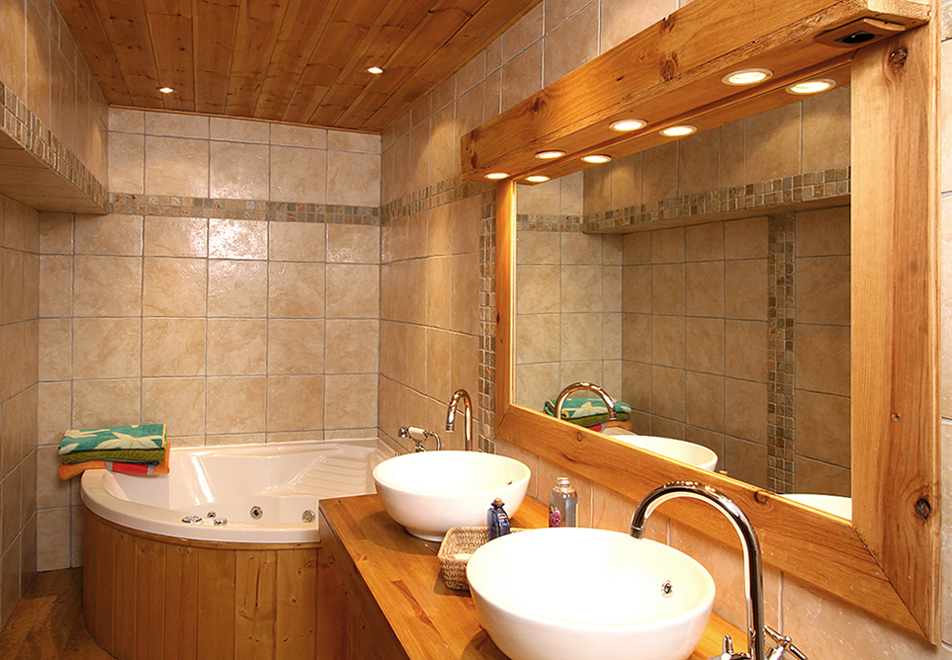Chalet Mary, Les Deux Alpes (self catered chalet) - Bathroom