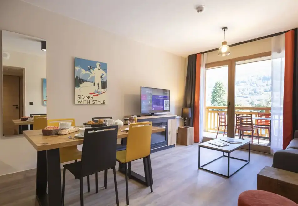 La Residence Club Samoens Village, Samoens (self catered apartments) - Typical 1 bed confort style apartment ©Manureyboz