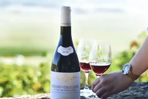 7004Ebec13d8576d18cbc1629fef96d5da9034db