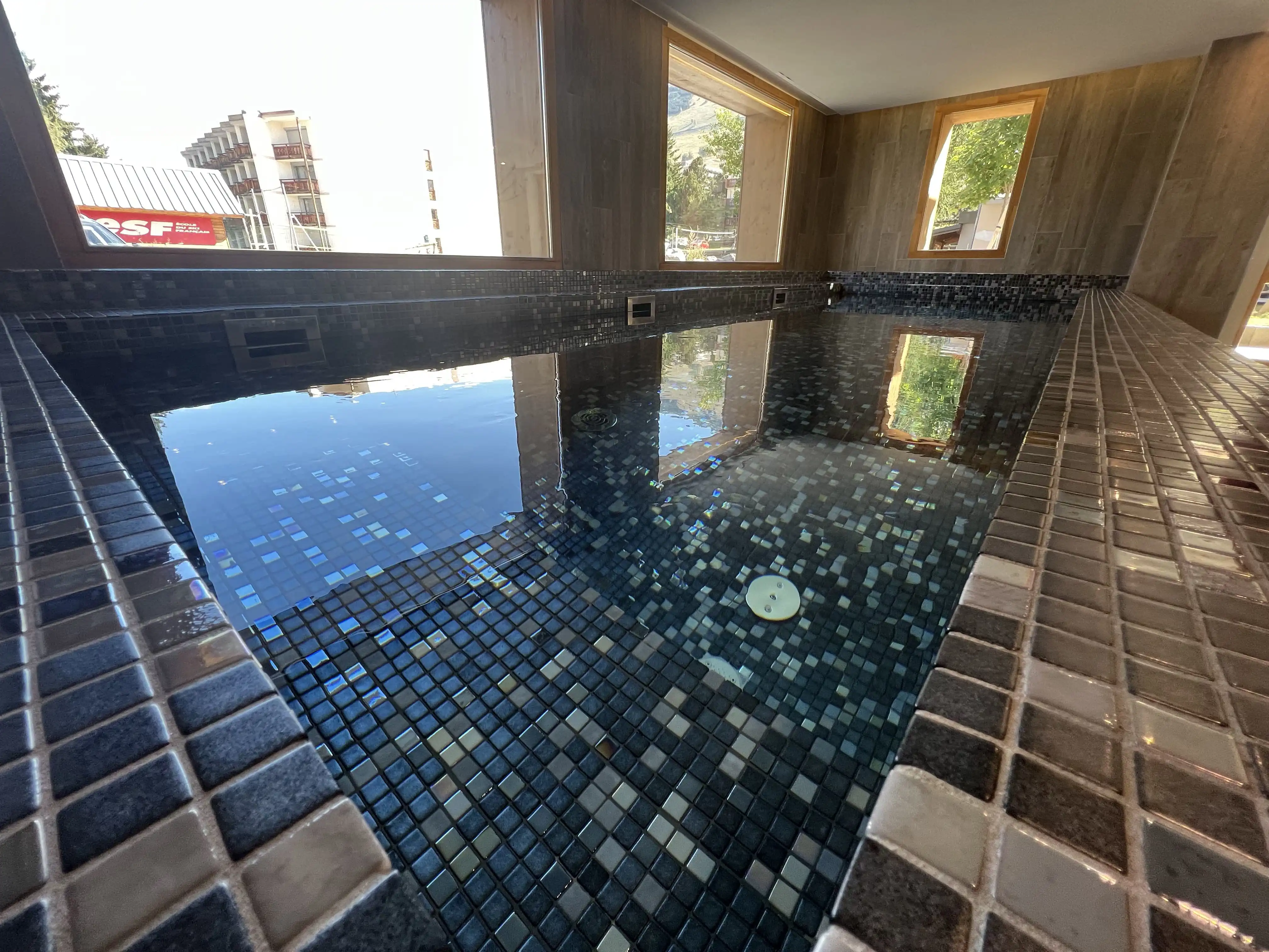 30 Pool Neige Et Soleil