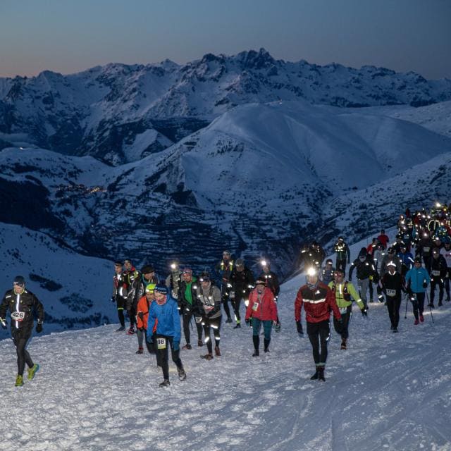 Night Snow Trail 13 640X640