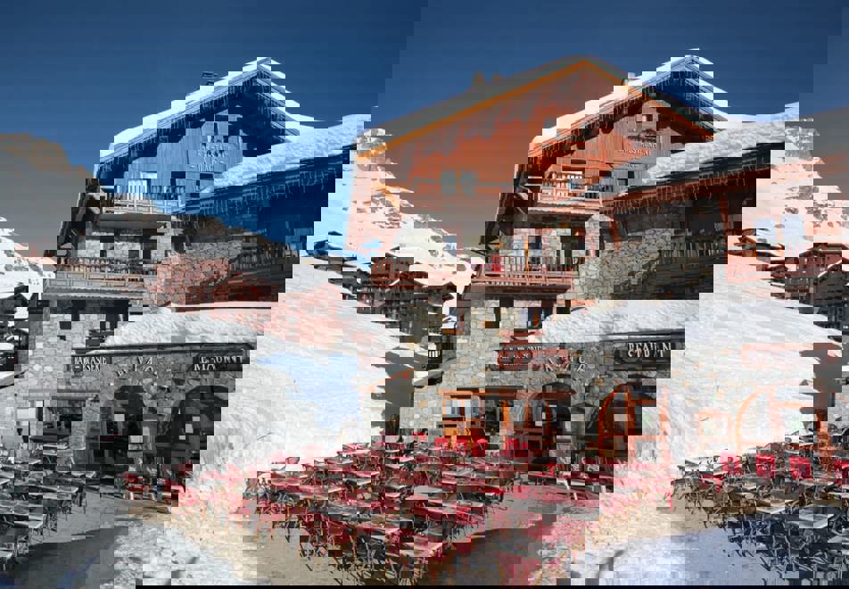 Village Montana, Tignes le Lac (self catered apartments)