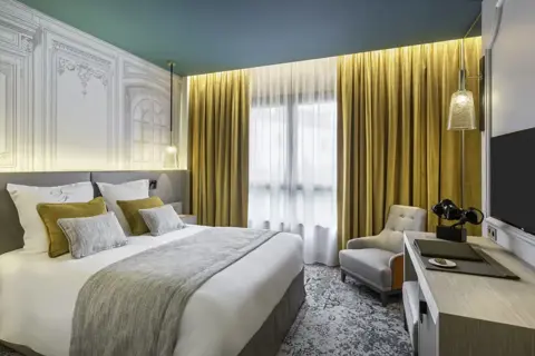 Les Sept Fontaines Confort room