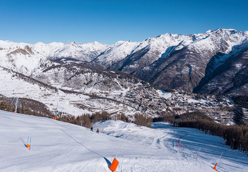 Auron Ski Resort