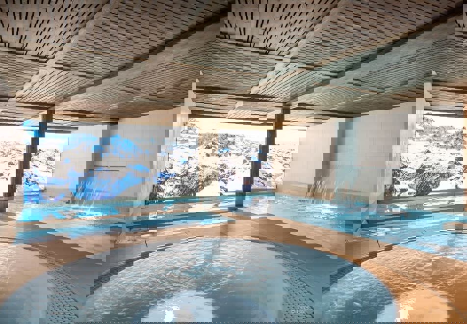 Snoroc, Plagne Montalbert (self catered apartments) - Indoor pool