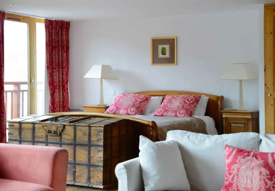 Les Chalets des Deux Domaines, Peisey Vallandry (self catered chalets) - Double bedroom