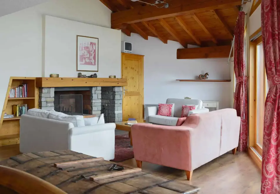 Les Chalets des Deux Domaines, Peisey Vallandry (self catered chalets) - Lounge area