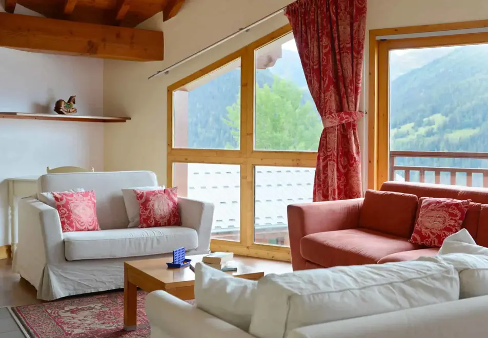 Les Chalets des Deux Domaines, Peisey Vallandry (self catered chalets) - Lounge area