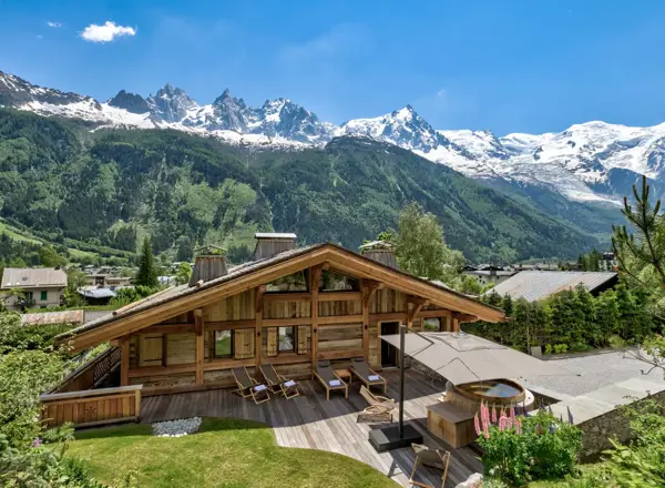 SUMMER - Armancette Terrasse Chalet Alaska Adam Johnston 2