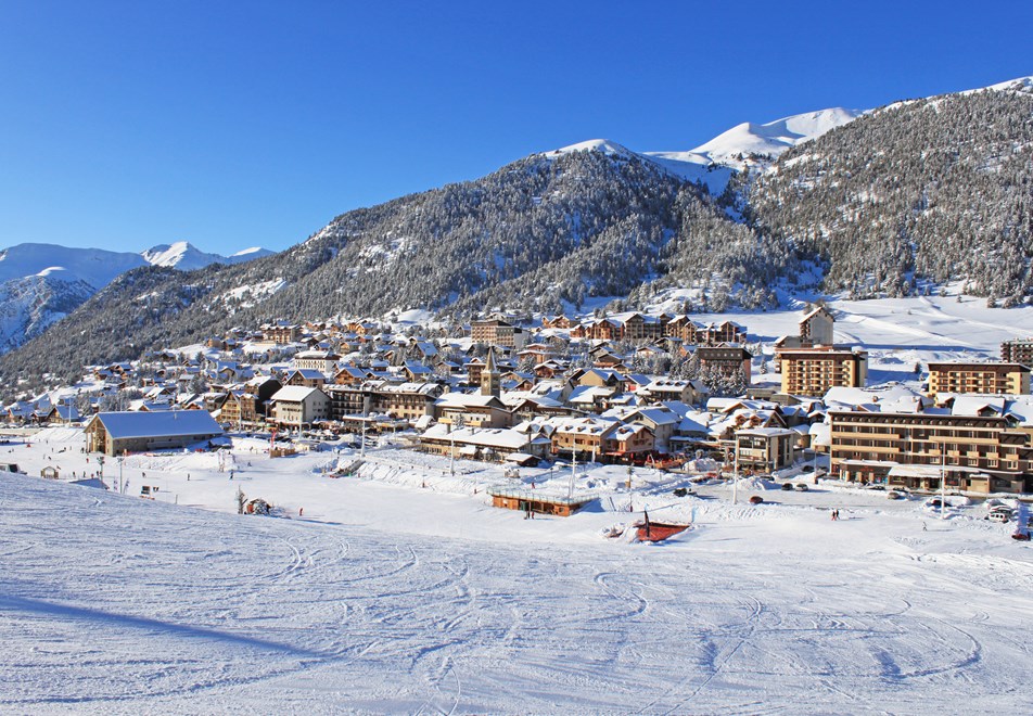 Montgenevre Ski Resort - 'Front de Neige'