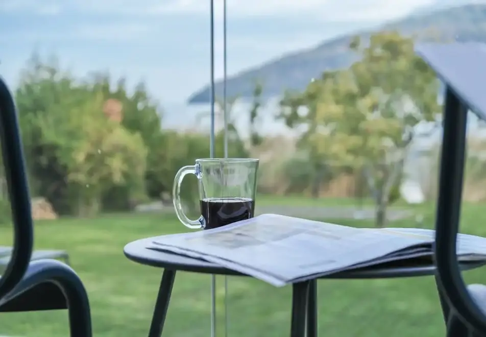 Villa Caroline, Lake Annecy - Typical junior style room