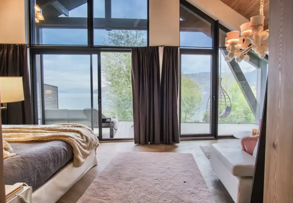 Villa Caroline, Lake Annecy - Suite Caroline room