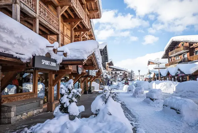 Les Gets ski village (MelCarle) (3).webp