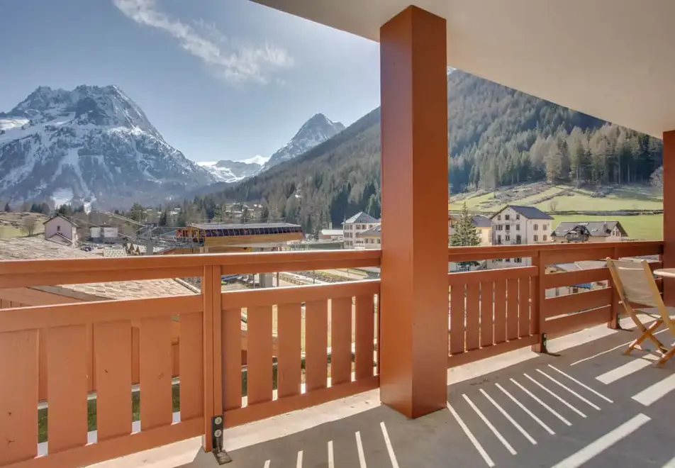 Les Portes du Mont Blanc, Vallorcine (self catered apartments) - Balcony view